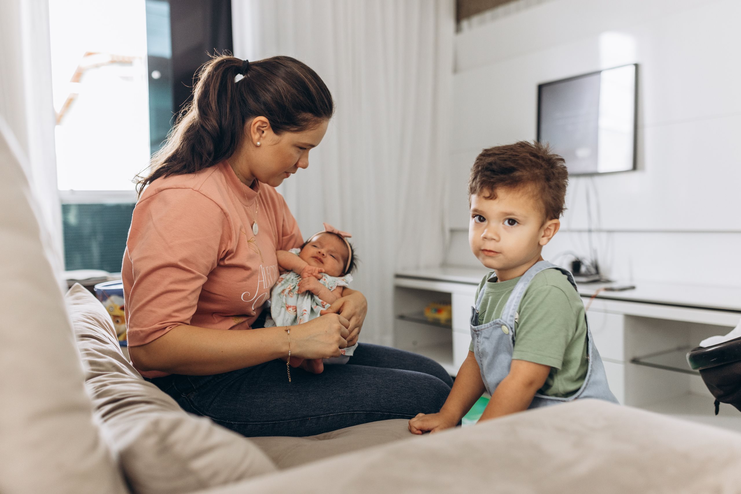 Una mamma con la sua bambina, accolte da SOS Villaggi dei Bambini